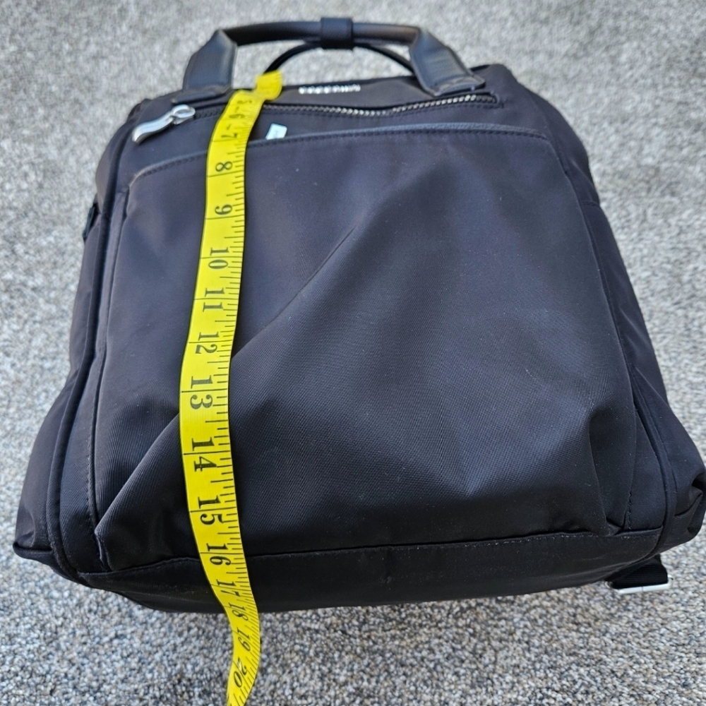 Baggallini Soho Backpack Black Laptop Purse Bag Carry On Travel Flight RFID EUC - Picture 10 of 16